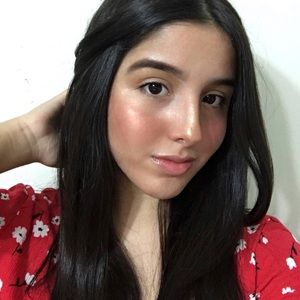 Meet your Posher, Angelie